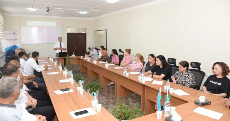 “Demokratiyanı Öyrənmə” İctimai Birliyi Kürdəmirdə məlumatlandırma sessiyaları təşkil edib