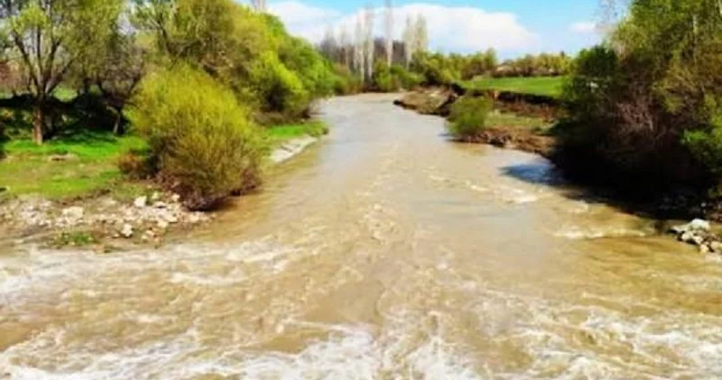 Urmiya gölü su hövzəsində yeni bənd inşa edilir Ekoloqlar xəbərdarlıq etdi
