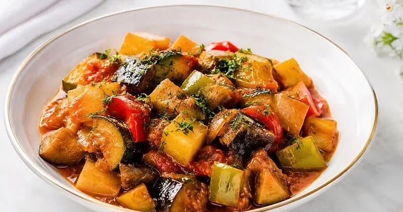 Çox dadlı tərəvəz yeməyi resepti