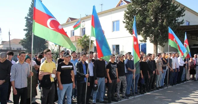 Azərbaycanda həqiqi hərbi xidmətə növbəti çağırış başlayır