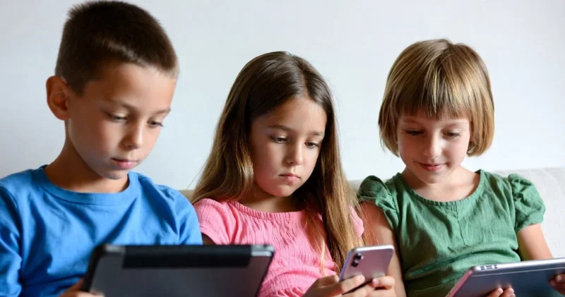 Kəmalə Ağazadə: Uşaqların internetdən istifadəsi nəzarətsiz qalmamalıdır