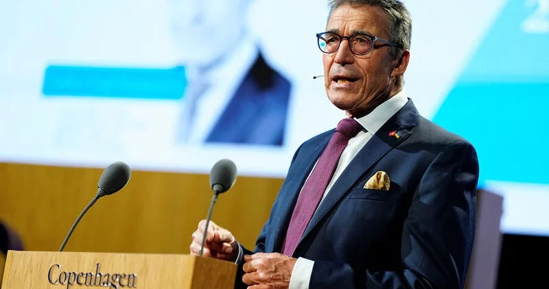 Rasmussen Avropanı Trampa qarşı daha praqmatik olmağa çağırıb