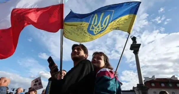 SW Research: большинство поляков возлагают ответственность за конфликт с Киевом на Украину