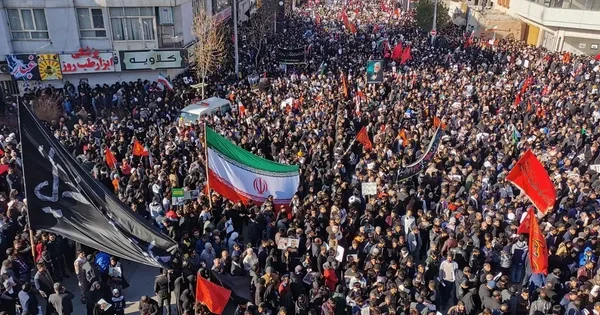 İranda izdiham: Xameneinin qisası belə alınacaq KONKRET