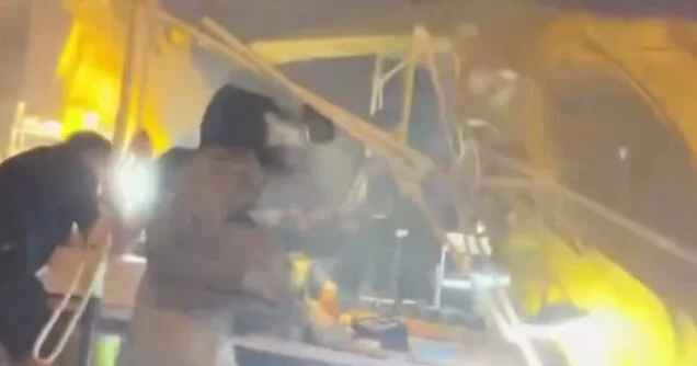 Сильный ветер нанес ущерб китайскому Цзиндэчжэню ВИДЕО