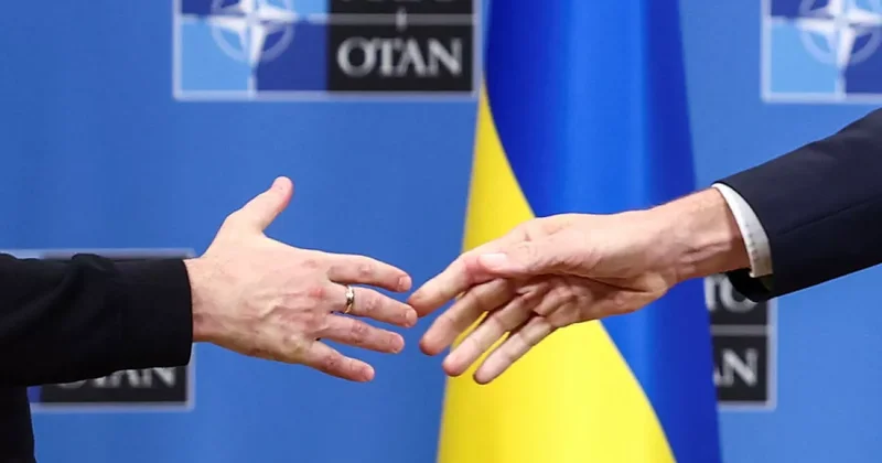 НАТО обсудит пакет помощи Украине без участия США?