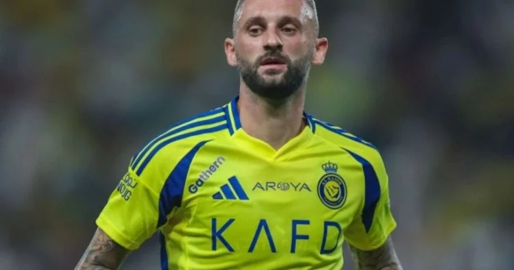 3 mövsüm Əl Nəssr in formasını geyinən xorvatiyalı futbolçu komandanı tərk etdi