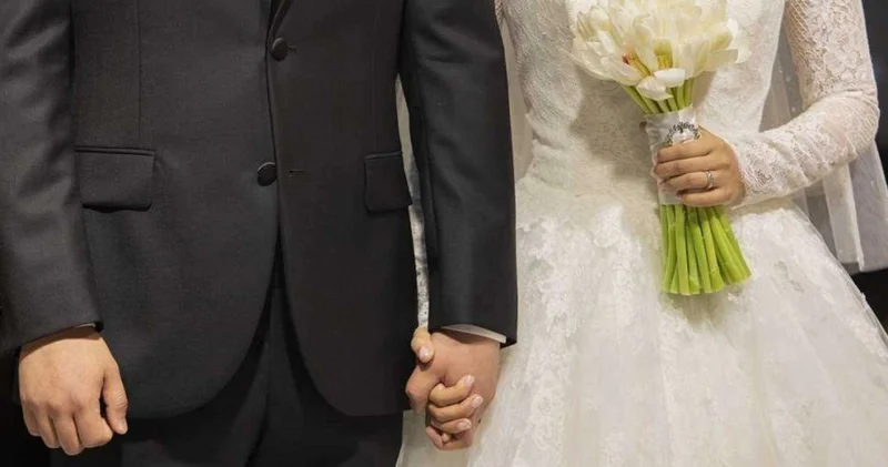 Bəy vəfat etmiş gəlini ilə toy keçirtdi