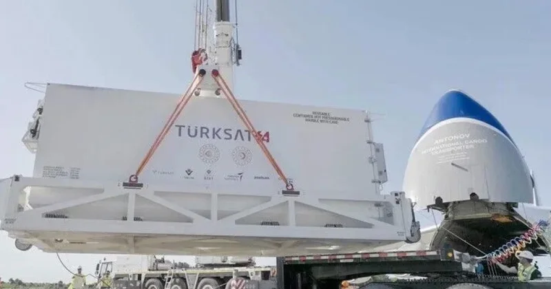 Nazir: Türkiyənin ilk yerli peyki kosmosda 192 milyon kilometrdən çox məsafə qət edib
