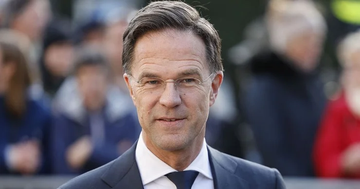Putin hər ay döyüş meydanında 35 min hərbçi itirir Rutte
