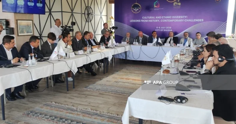 Şuşada müstəmləkəçiliyin müasir formaları ilə bağlı müzakirə keçirilib FOTO