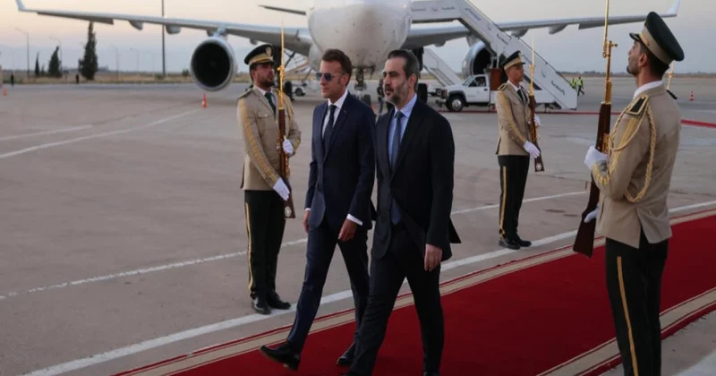 Makron: Fransa suveren və azad Suriyanı dəstəkləməyə sadiqdir