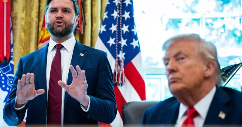 Axios о политическом наследнике Трампа