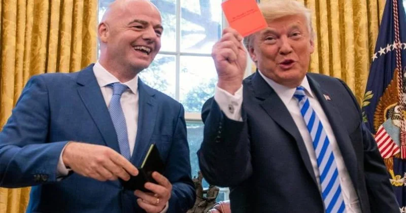 Tramp FIFA prezidentindən Baloqunla bağlı qərarın yenidən nəzərdən keçirilməsini xahiş etdiyini bildirib