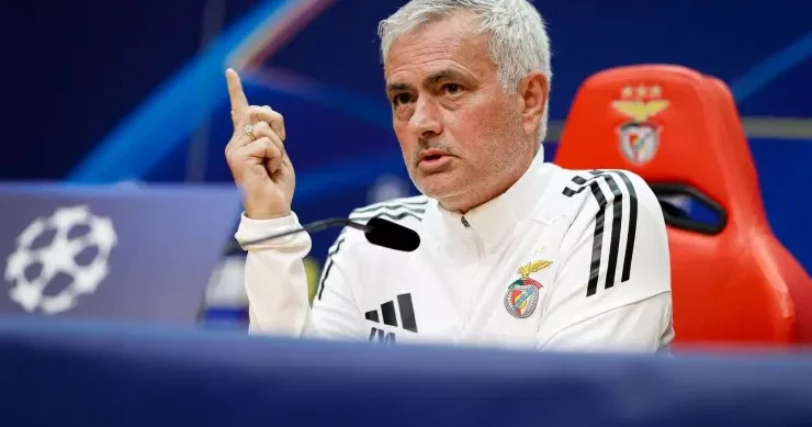 Mourinyo super komanda qurur: Real dan daha bir səs küylü transfer