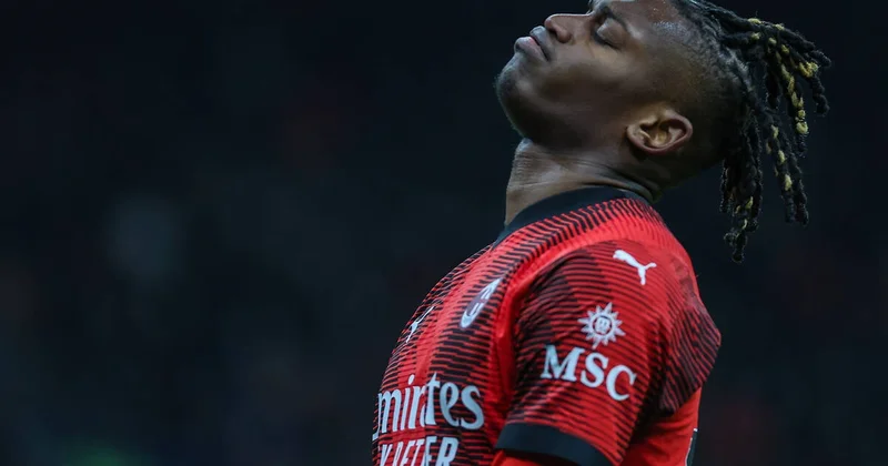 Rafael Leau “Barselona”nın radarında: “Milan”dan ayrıla bilər
