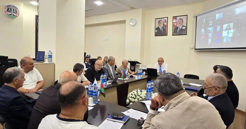 Ötən ay 2100 dən çox vəkilə peşə hazırlığı və ixtisasartırma təlimləri keçirilib FOTO