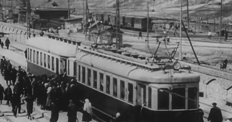 Azərbaycanda ilk elektrikləşdirilmiş dəmir yolunun istifadəyə verilməsindən 100 il ötür VİDEO