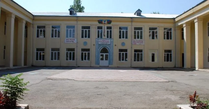 Cəlilabadda məktəb liseyin statusu dəyişdirilib