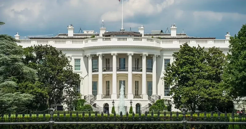 FT: Администрация Трампа готовит меры против теневого флота РФ