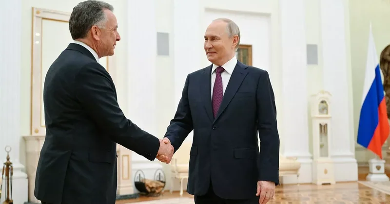 Путин принимает спецпосланника президента США Уиткоффа