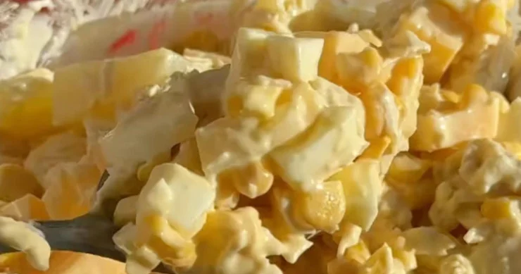 Ananas və toyuqlu Havay salatı RESEPTİ