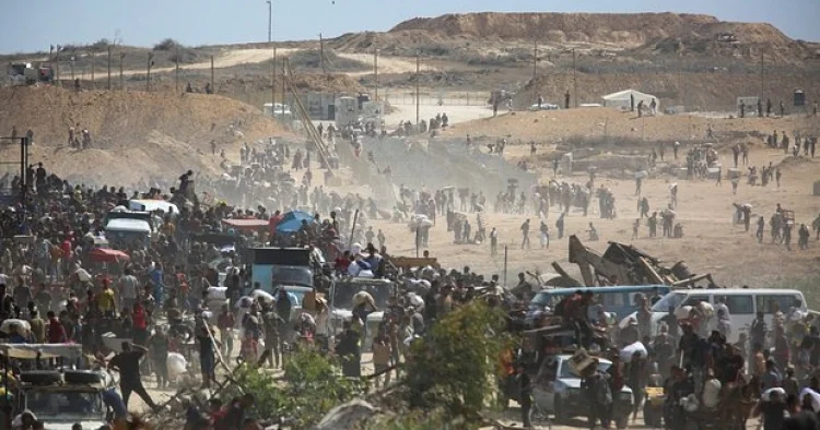 Qəzzaya yardım paylanması 20 nəfərin ölümünə səbəb olub