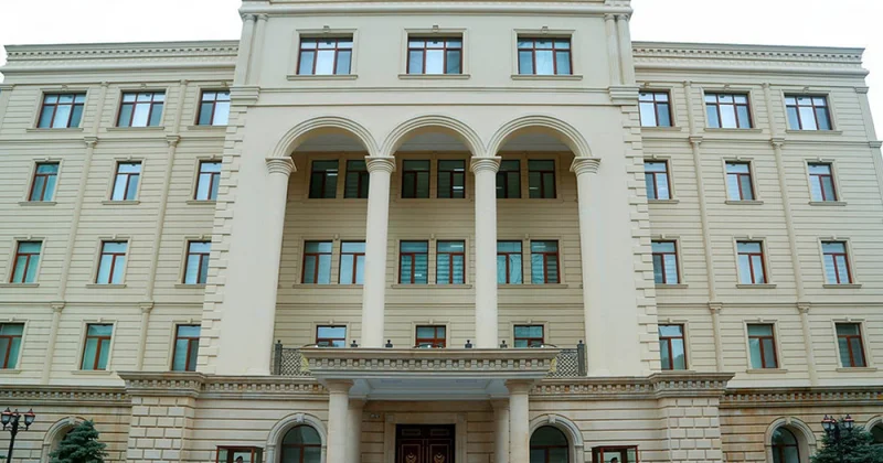 Kəlbəcərdə hərbi yük avtomobili minaya düşüb, 4 hərbçi xəsarət alıb