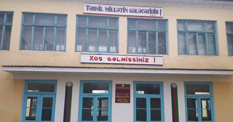 Xarici dillər təmayüllü gimnaziyada ibtidai siniflər bağlanır? Rəsmi CAVAB
