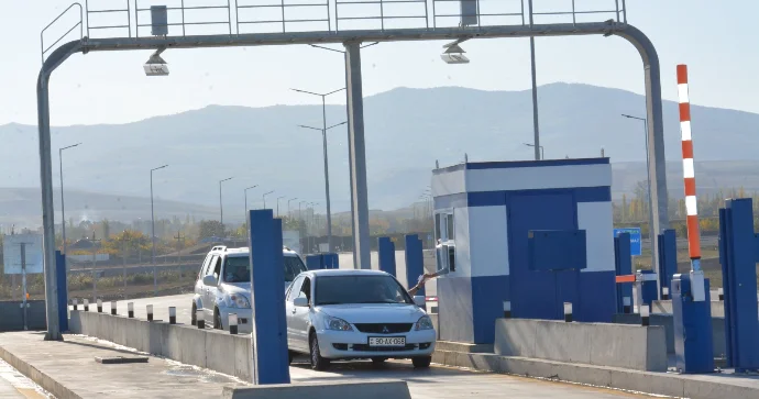 Azərbaycanın ilk ödənişli yolunda sürücüləri təngə gətirən problemlər RƏSMİ AÇIQLAMA