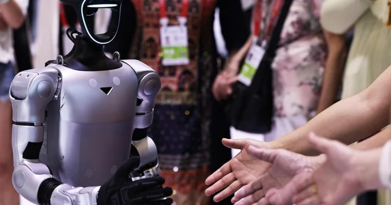 Çinin robot istehsalçısı 904 milyon dollar vəsait cəlb edəcək