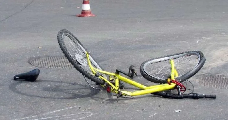 İmişlidə uşaq velosepedlə traktorun altında qalaraq ölüb