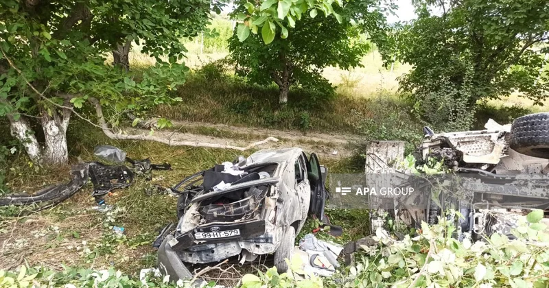 Bakı Quba yolunda zəncirvari qəza olub, 5 nəfər xəsarət alıb FOTO YENİLƏNİB