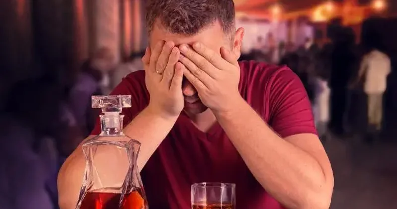 Saxta spirtli içkilər niyə korluğa səbəb olur?