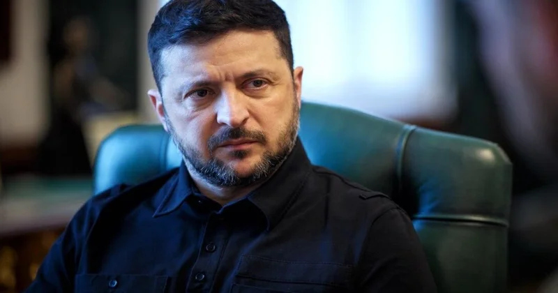 Zelenski: Ukrayna cəbhədən 1300 kilometrədək məsafədə yerləşən hədəflərə zərbələr endirib