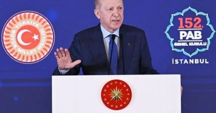 Ərdoğan: Yeni qanun Türkiyəni terrorizmdən əbədi xilas etməlidir