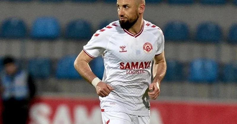 Araz Naxçıvan Slavik Alxasovla yollarını ayırıb