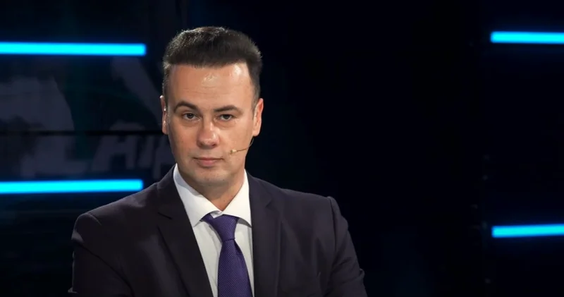 Tramp Ukraynanı arxa plana atıb Maksim Yali