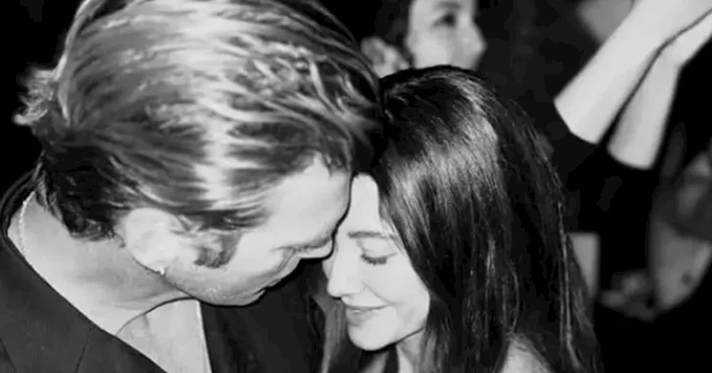 Kıvanç Tatlıtuğun tətildə romantik anları FOTO