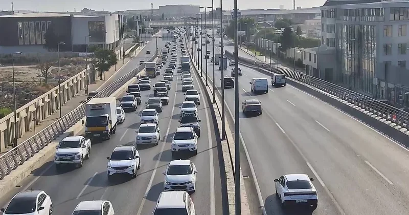Paytaxtın hansı küçələrində sıxlıq müşahidə olunur? FOTO 06.08.2026