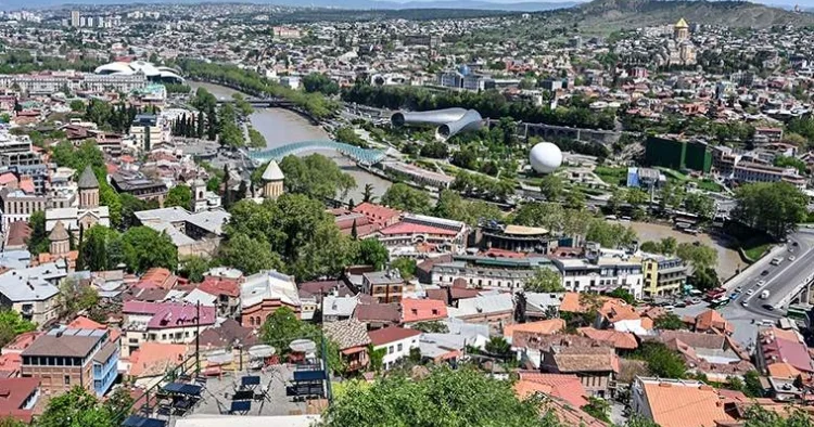 Gürcüstan qaranlıqda: təsadüf, yoxsa dərin enerji böhranının simptomu?