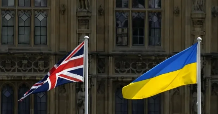 Britaniya Ukraynaya dəstəyini davam etdirəcəyini AÇIQLADI