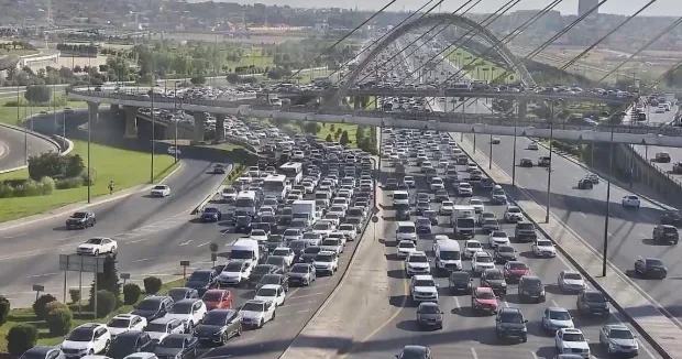 Metrodakı dəyişikliklə bağlı XƏBƏRDARLIQ: tıxac arta bilər