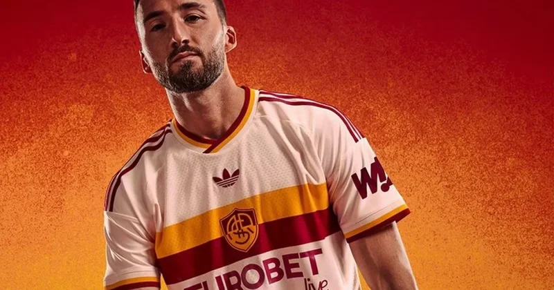 Roma dan yeni səfər forması tarixi gerbə qayıdış FOTO