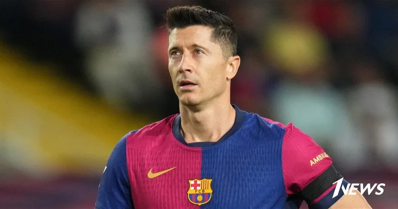 Sport.es: Барселона не продлит контракт с Левандовским