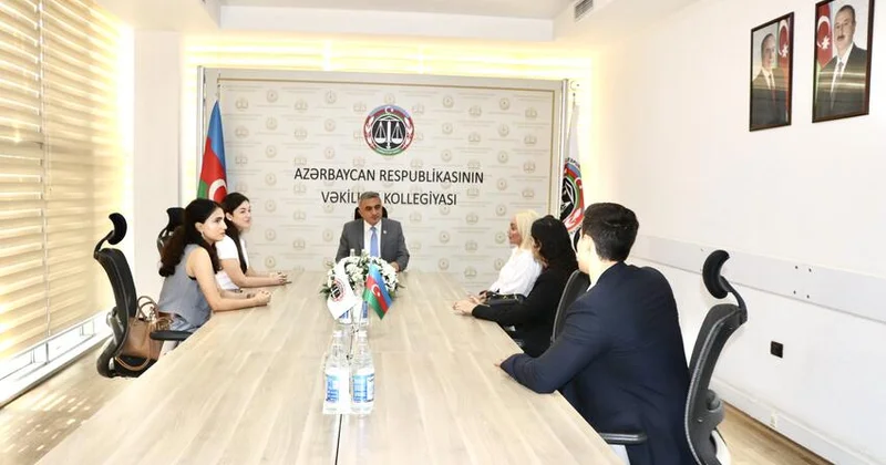 Vəkil köməkçilərinə vəsiqələr təqdim olundu FOTO