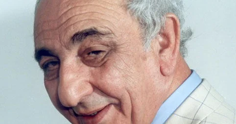 Hacıbaba Bağırovun 22 yaşlı qızı: Atamın kim olduğunu demirəm VİDEO
