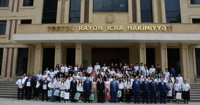 Qəbul imtahanlarında yüksək nəticə göstərən tərtərli gənclər mükafatlandırılıb
