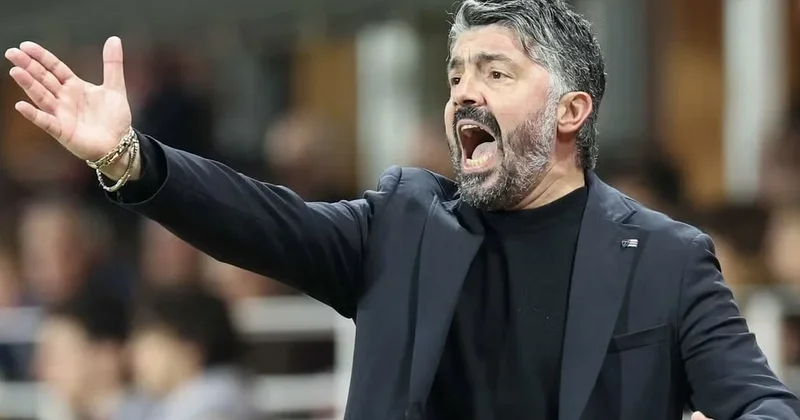 Qattuzo bildiyimiz kimi: oyunçularını şillələdi