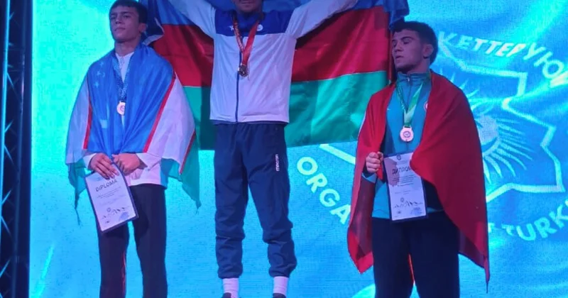 Азербайджанский борец выиграл Универсиаду